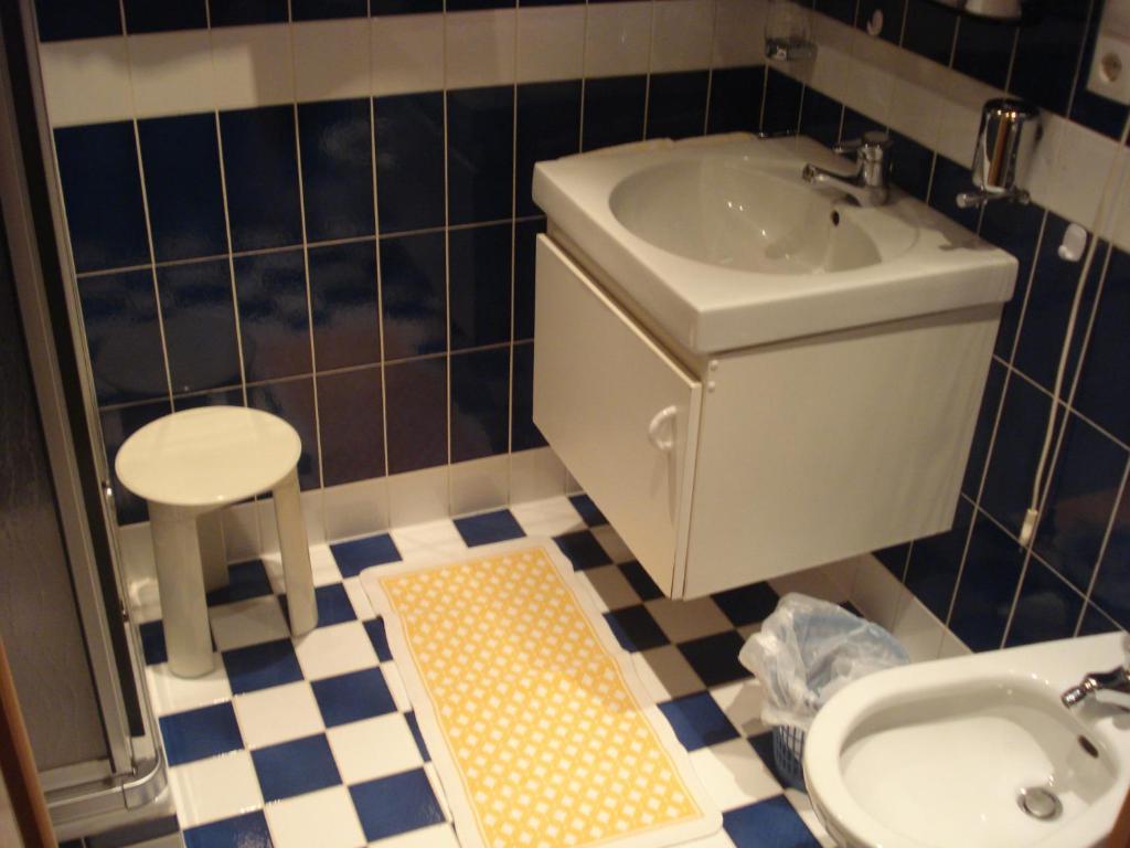 Sporthotel Rasen Rasun di Sotto Bagian luar foto
